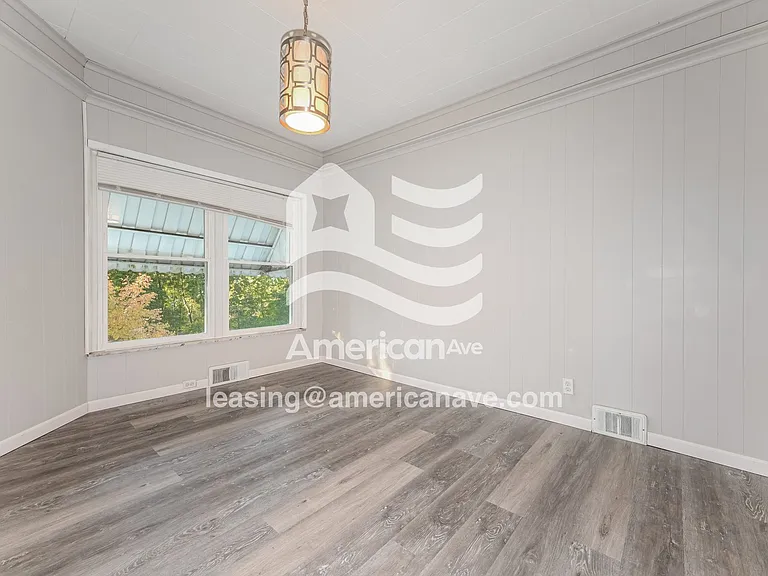 462440_005_dining_room_14113070.jpg