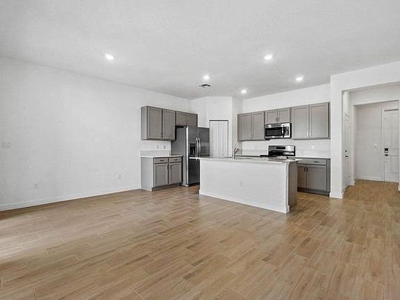 2nd image of 4159 Lagoon Shore Dr