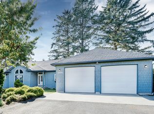 2998 Pine Ct, Gearhart, OR 97138