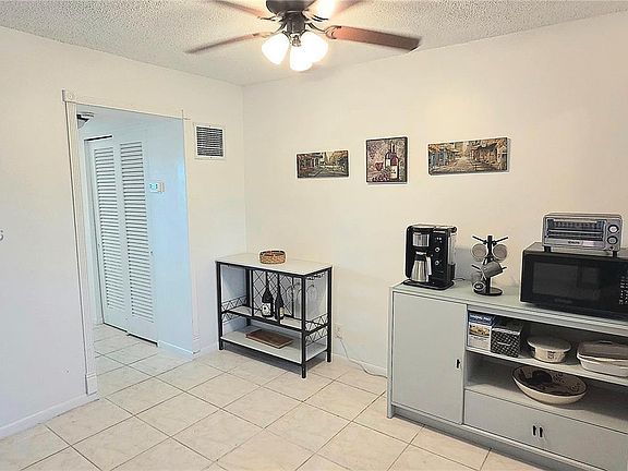 4th image of 2145 Pierce St APT 305