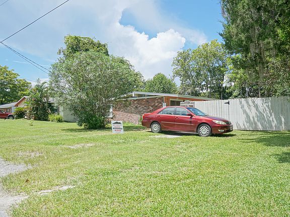 2nd image of 804 S Flamingo Dr