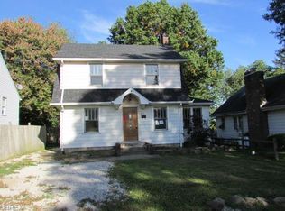 813 Graceland Ave, Barberton, OH