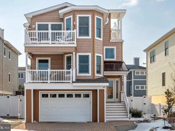 48 S 1st St, Surf City, NJ 08008