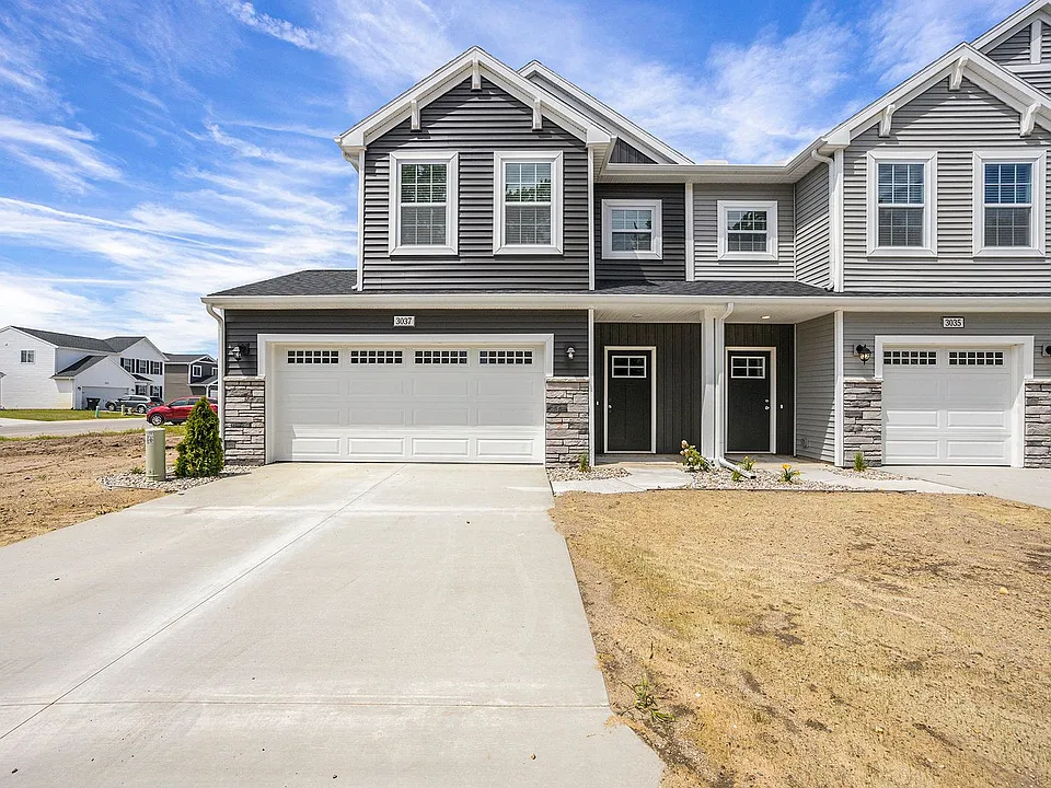 3037 S Sedge Wren Dr SW