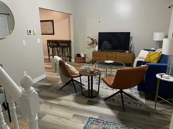 3rd image of 341 Northland Dr