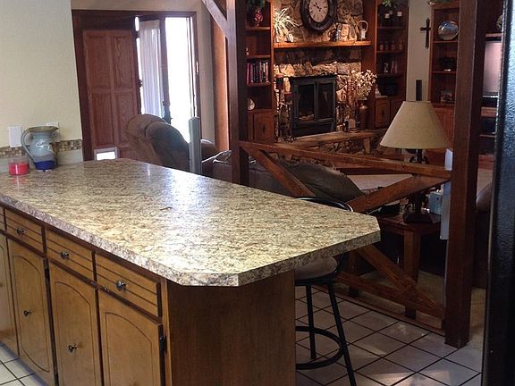 4th image of 208 Chanticleer Pl