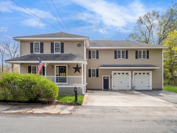 74 Arlington Ave, Dracut, MA 01826