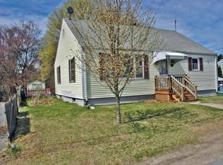 41 1/2 Robert St, Taunton, MA 02780