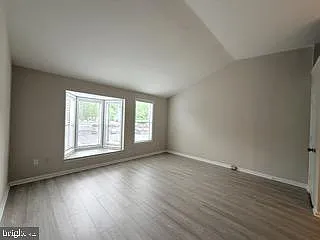 7315 Castleberg Ct — Photo 14