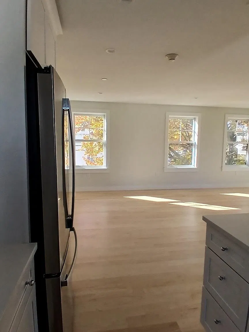 2 bed, 2.0 bath, 1100 sqft, $2,800 — Photo 4