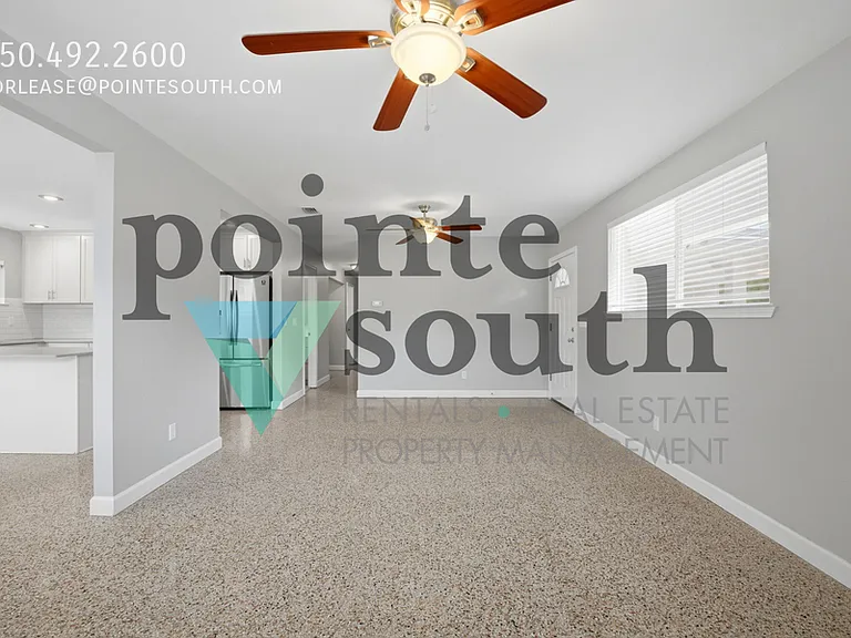 302 Loruna Dr — Photo 10