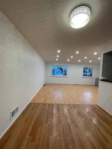1st image of 73 Cloister Pl