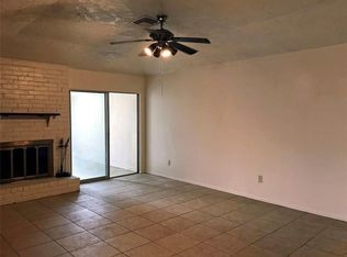 10511 Townhall Ln, Sugar Land, TX 77498