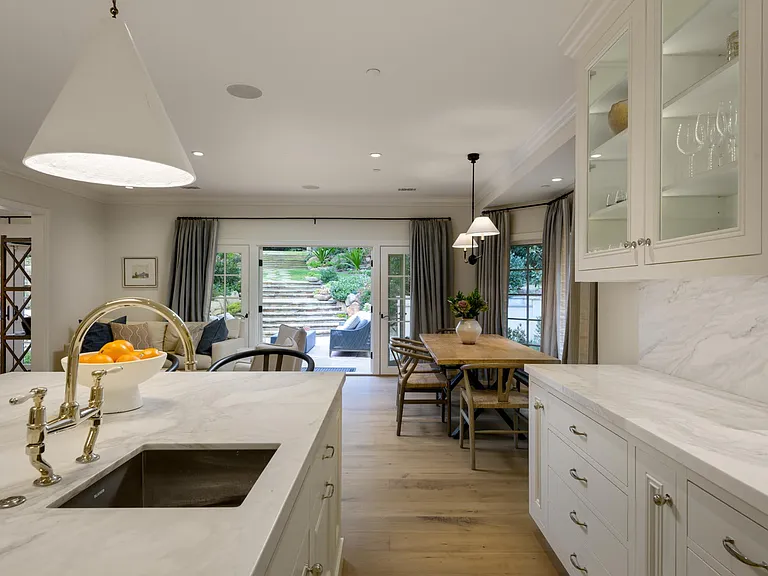 2148 Piedras Dr — Photo 16