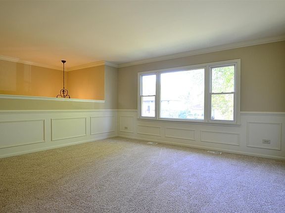 3rd image of 2021 Osage Ln