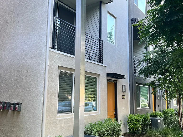 8416 N Fusion Way — Photo 1