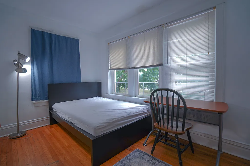 2 bed, 1195 sqft, $1,695 — Photo 4