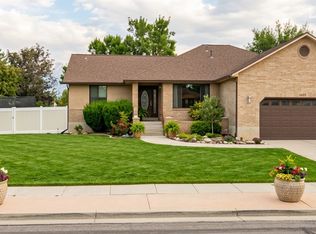 10071 S Bingham Miner Ct, South Jordan, UT 84095