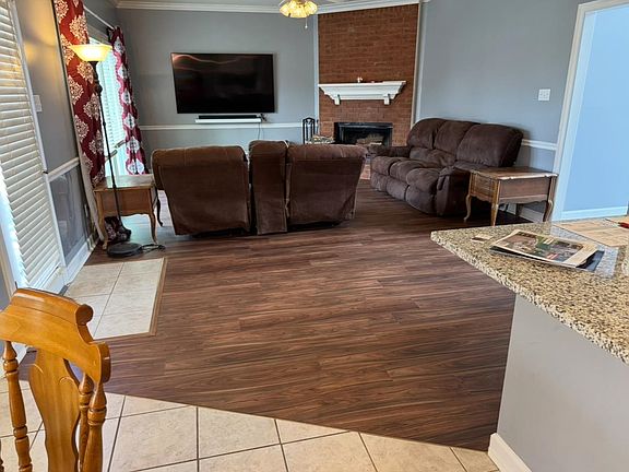 4th image of 1731 Bridle Glen Cv