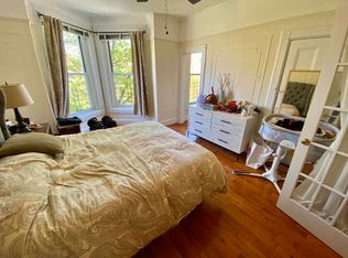 304 6th St #3, Brooklyn, NY 11215