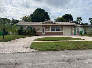 7020 NW 24th Ct, Sunrise, FL 33313