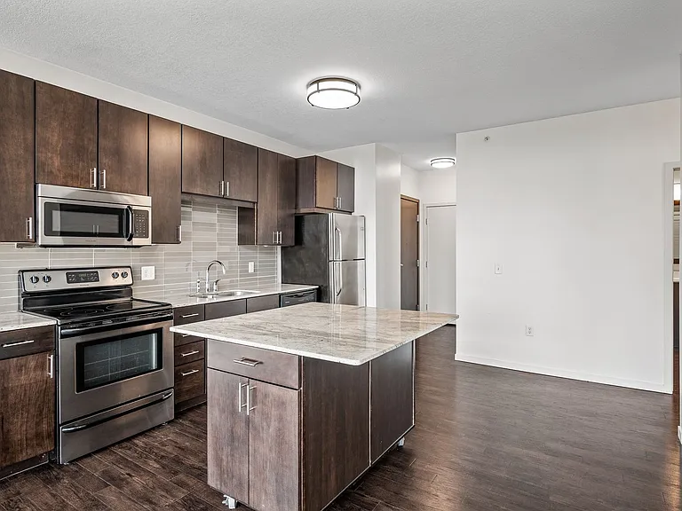 The Flats at West End — Photo 74