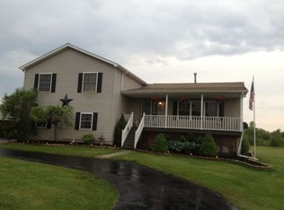 7684 Tonawanda Creek Rd, Lockport, NY 14094