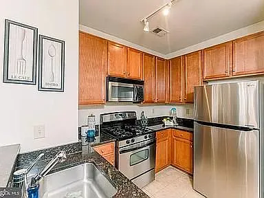 2655 Prosperity Ave #335 — Photo 25