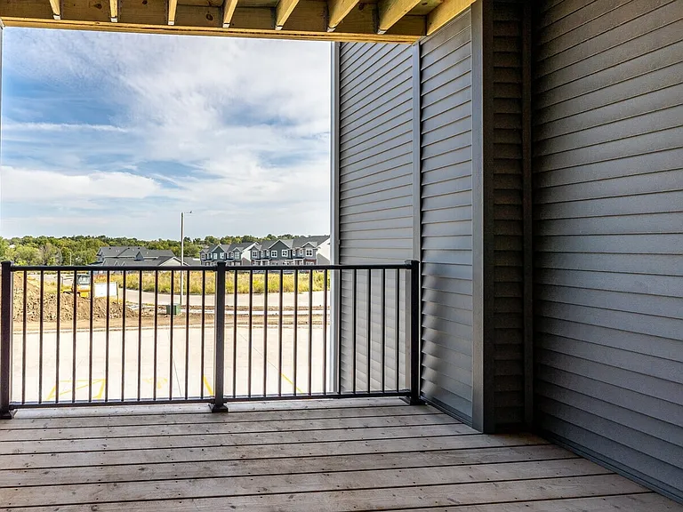 204 Sycamore Dr — Photo 16