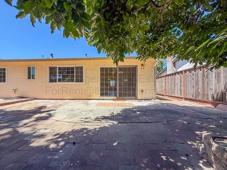 4207 Queen Anne Dr — Photo 20