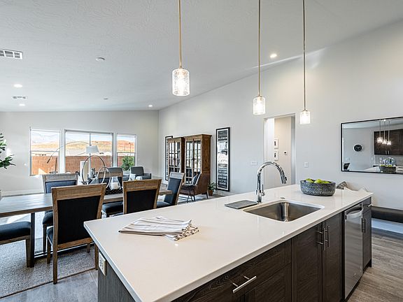5th image of 2227 E Lava Bluff Dr Lot 33