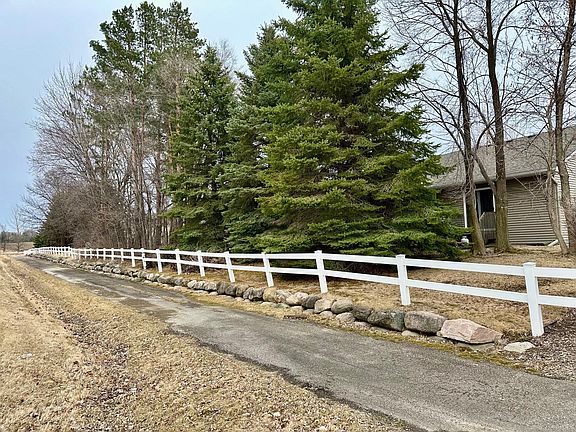2nd image of 7616 Fox Creek Ct