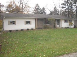 449 Rolfe St, Oxford, MI 48371