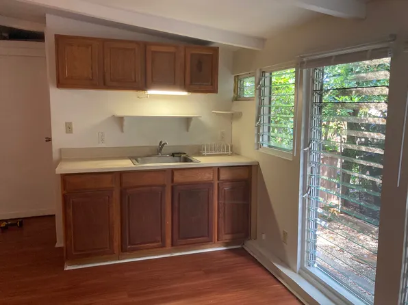 (undisclosed Address), Kailua, HI 96734