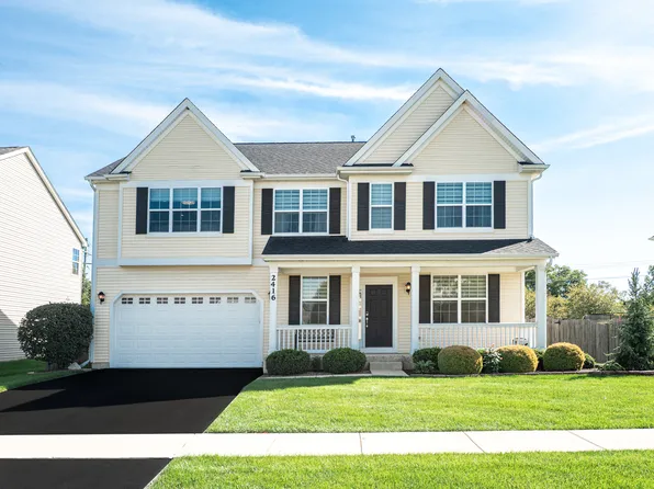2416 Heron Ln, Wauconda, IL 60084