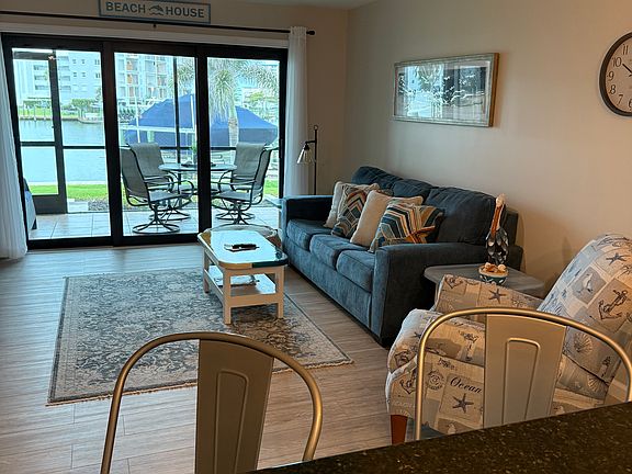 Living room/lanai/canal view