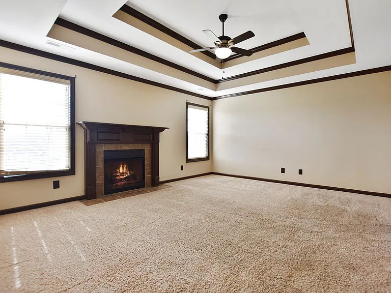 1240 Chinook Cir — Photo 16