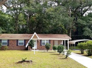 50 Queens Way, Ellabell, GA 31308