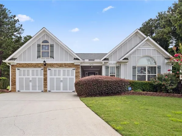 975 Styles Ct, Douglasville, GA 30134