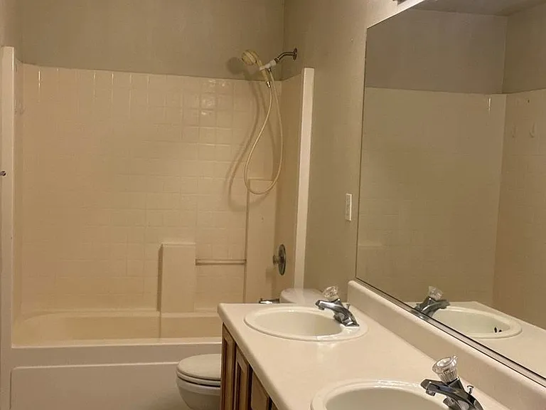 4106 Gordon St — Photo 8