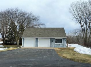 4375 Stoney Ridge Trl, Oshkosh, WI 54904