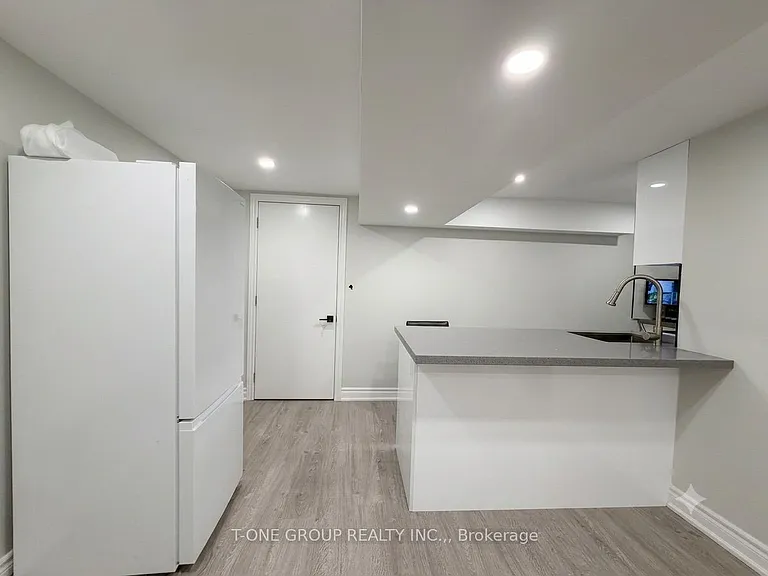82 Fred McLaren Blvd — Photo 36