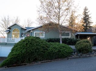 3036 NE Newport St, Roseburg, OR 97470