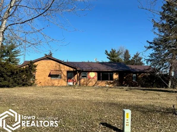 1303 Township Rd N, La Harpe, IL 61450