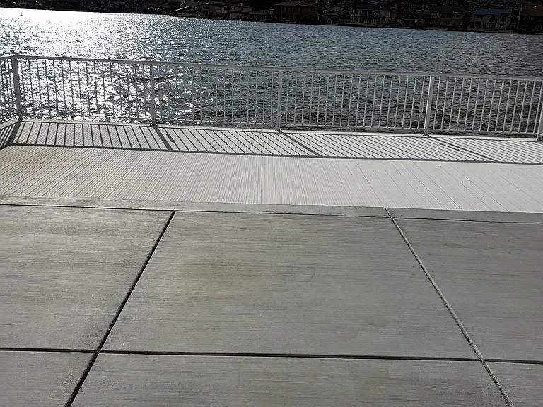 Harbor Dr — Photo 33