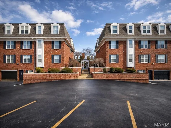 524 N Kirkwood Rd APT 2A, Saint Louis, MO 63122
