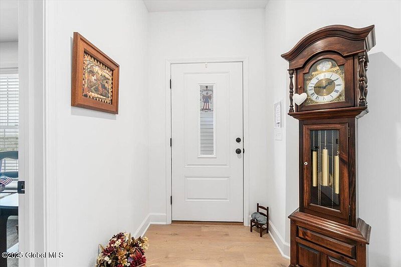 4th image of 27 Wardley Circle