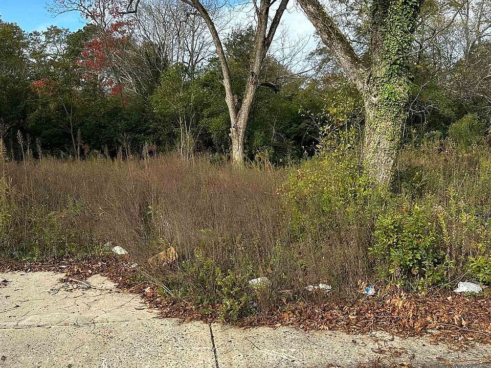 1st image of 3980 Grand Ave