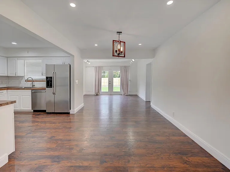 3919 Grant St — Photo 7
