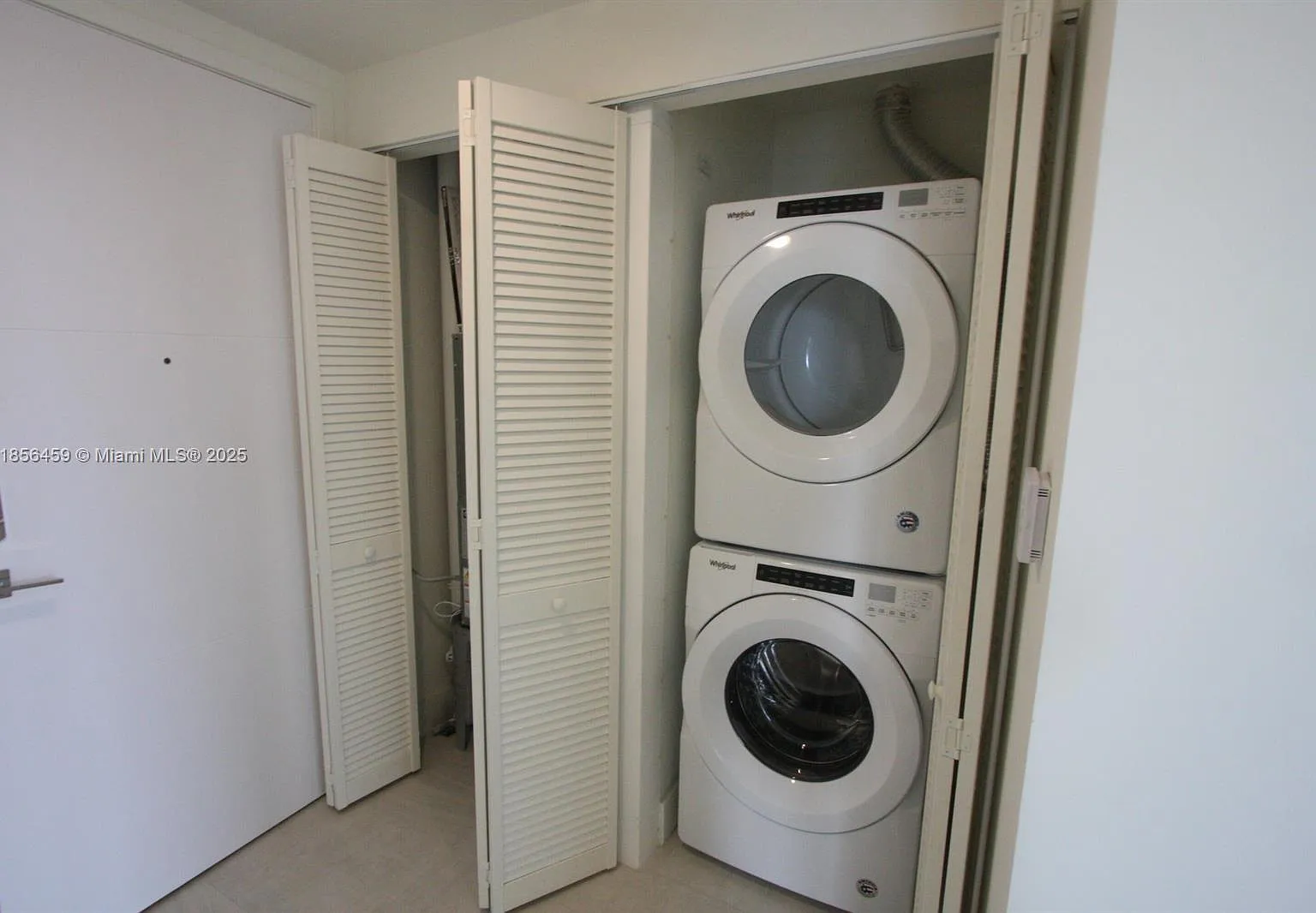 3 bed, 1500 sqft, $4,200 — Photo 3